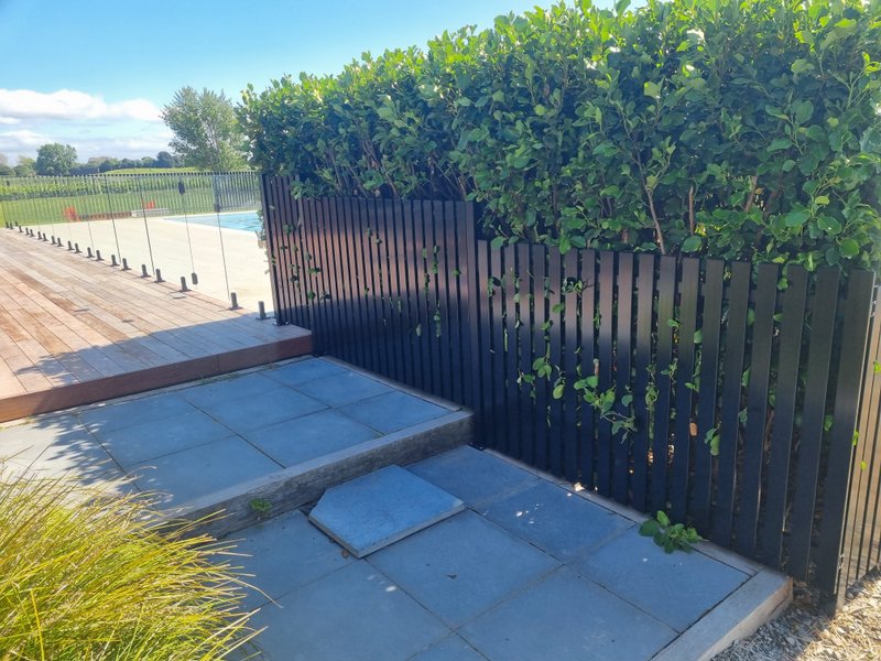 Black aluminium slat fence